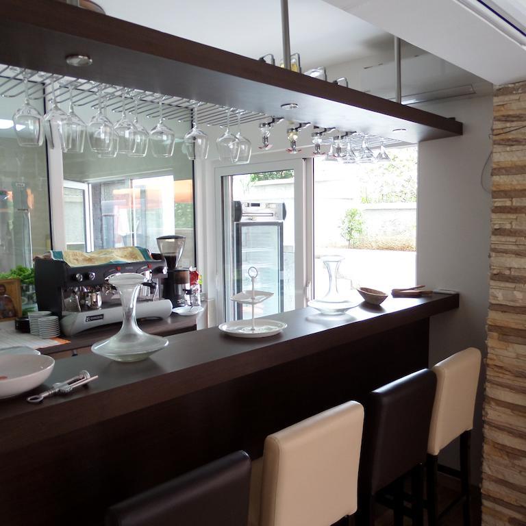 Agape Apartments Tivat Ngoại thất bức ảnh