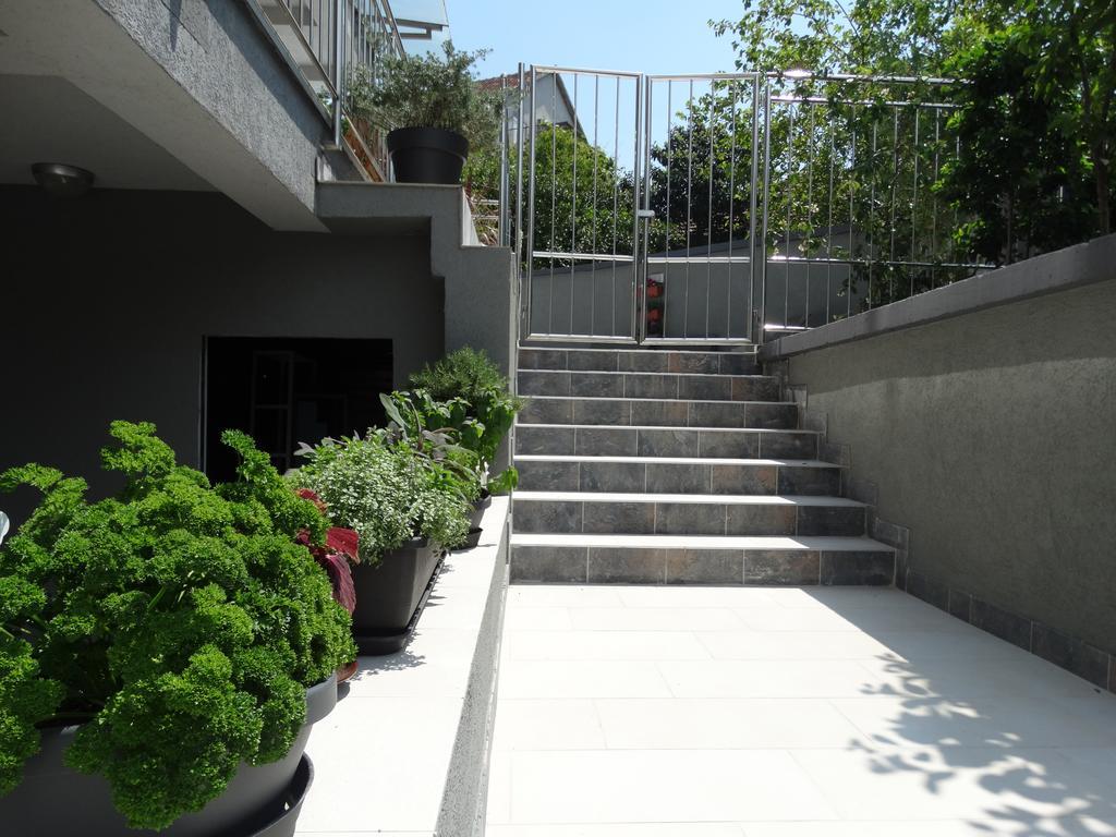 Agape Apartments Tivat Ngoại thất bức ảnh