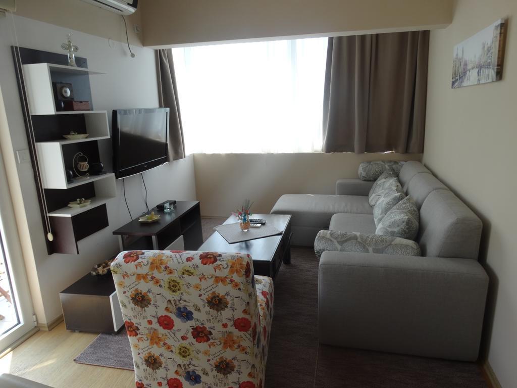Agape Apartments Tivat Ngoại thất bức ảnh